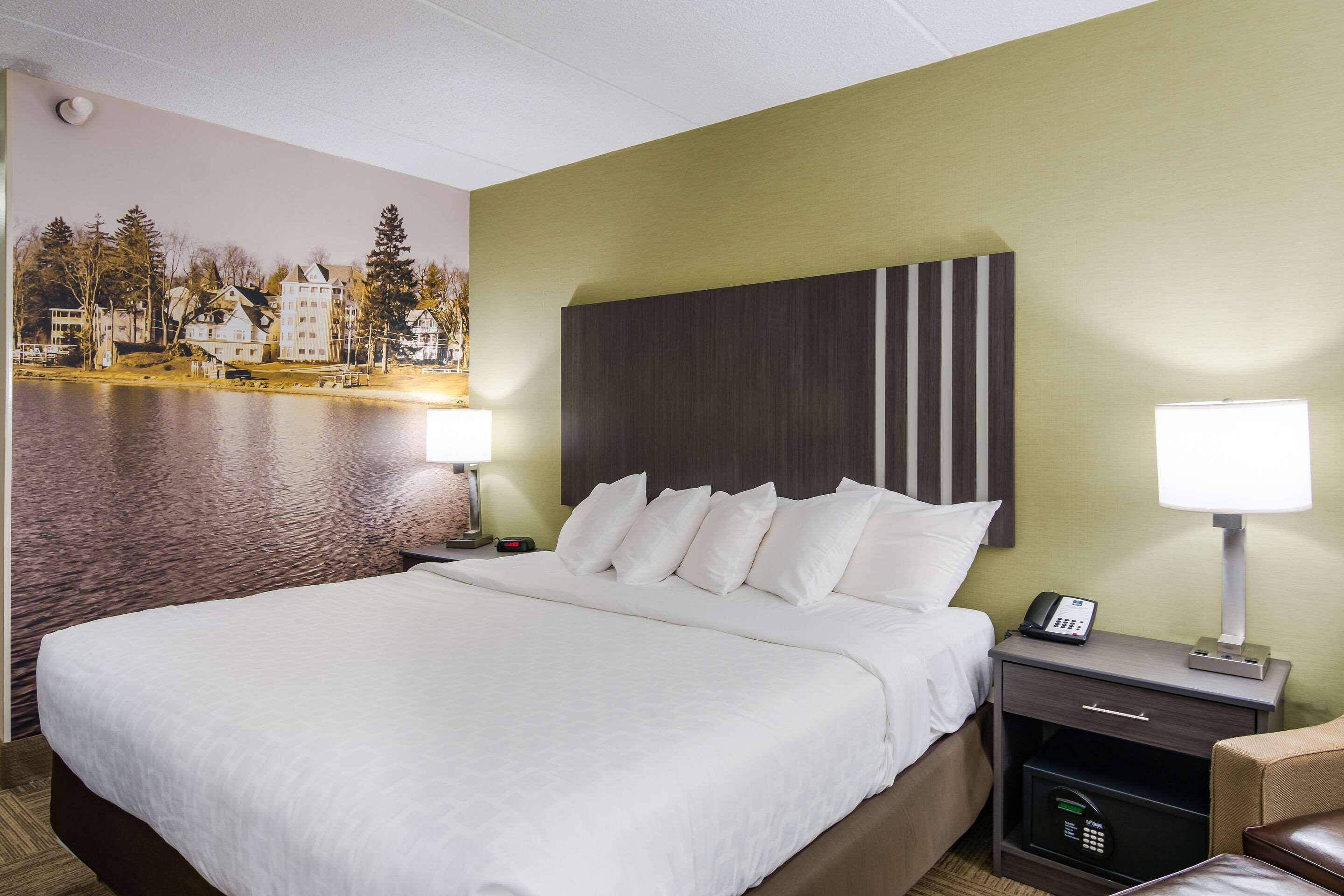 Clarion Pointe Jamestown - Falconer מראה חיצוני תמונה